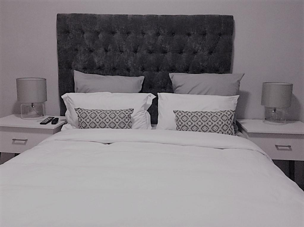 Sapphire Court Bed & Breakfast Gaborone Ngoại thất bức ảnh